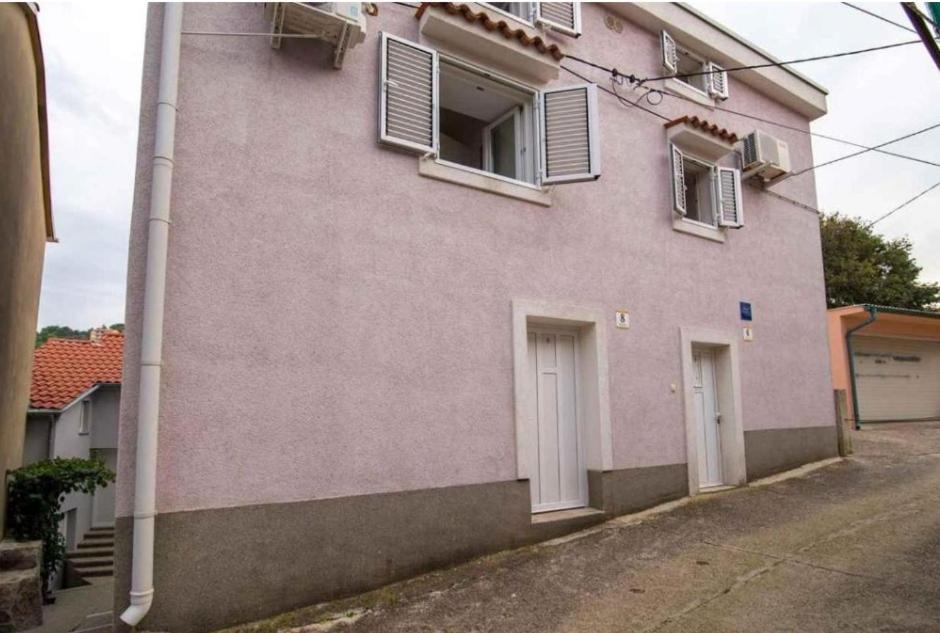 Greta Apartment Vrbnik Exterior photo