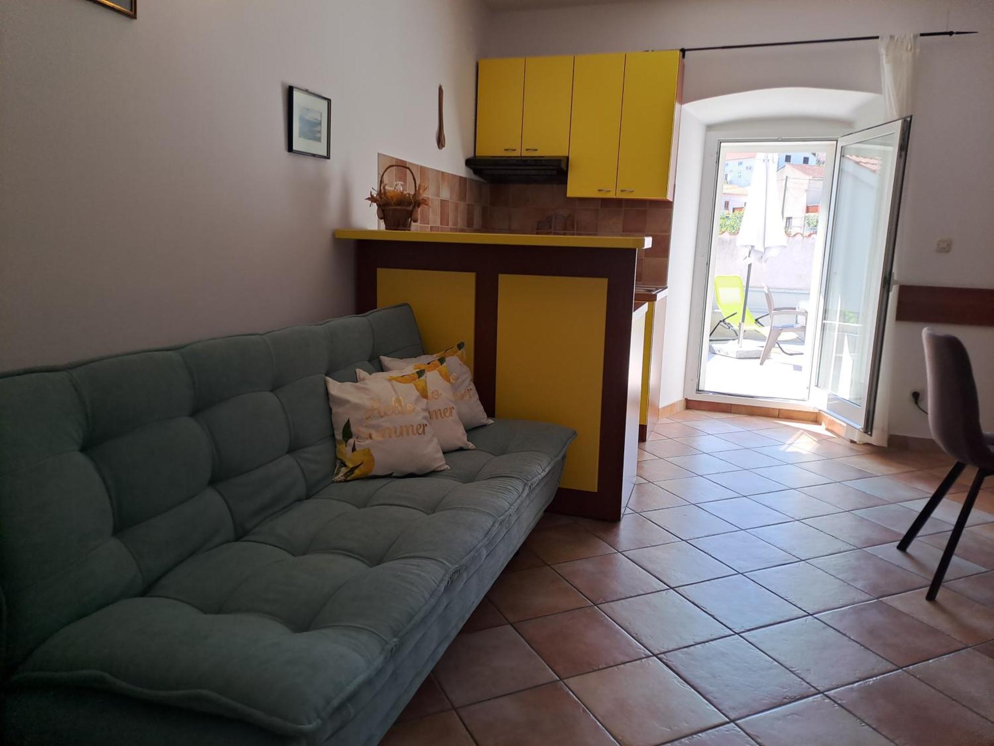 Greta Apartment Vrbnik Exterior photo